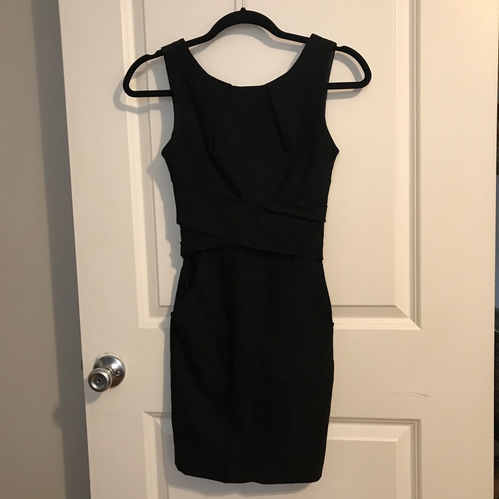 Little Black Dress - WITH POCKETS!